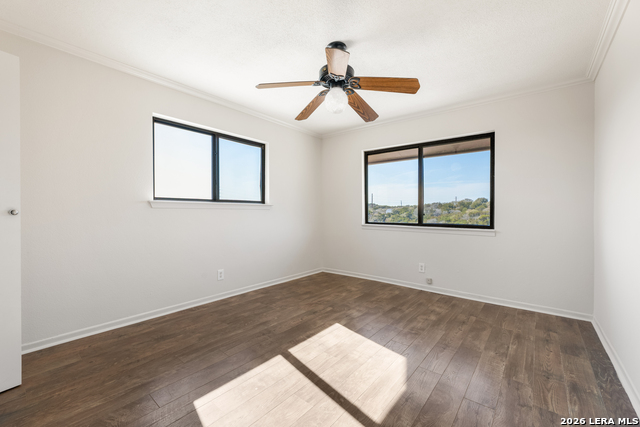 Image 35 of 50 For 26938 Karsch