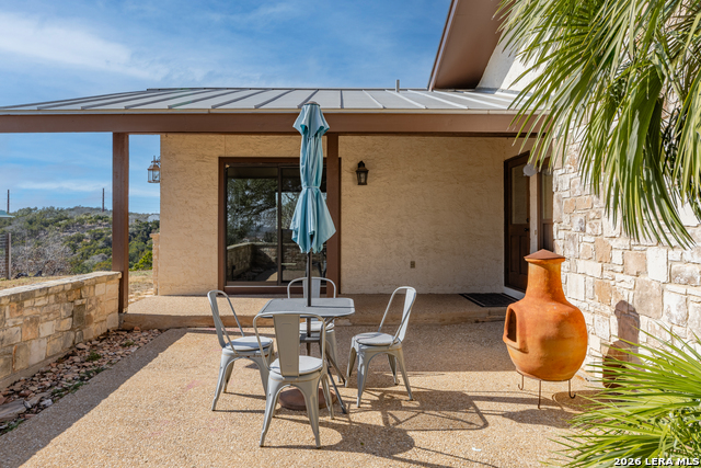 Image 38 of 50 For 26938 Karsch