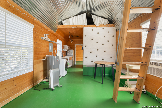 Image 44 of 50 For 26938 Karsch