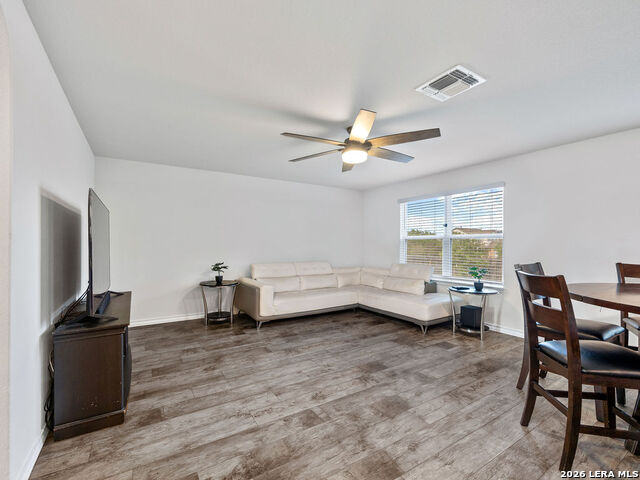 Image 11 of 38 For 22146 Pivot  