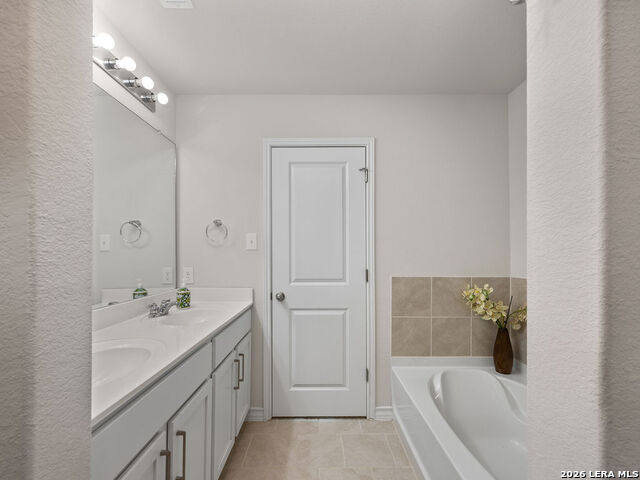 Image 24 of 38 For 22146 Pivot  