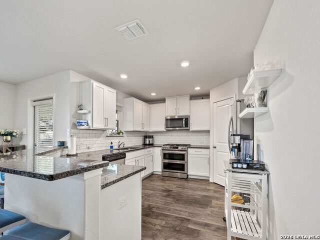 Image 6 of 38 For 22146 Pivot  