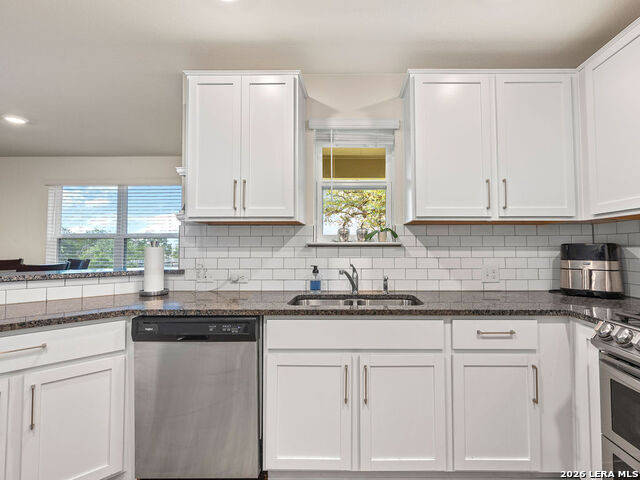 Image 8 of 38 For 22146 Pivot  