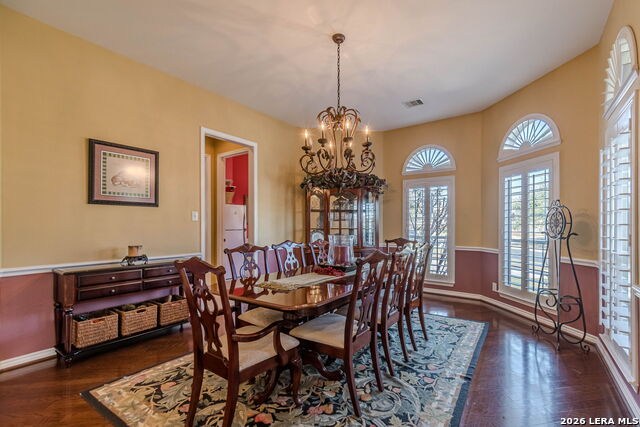 Image 15 of 97 For 8416 Monument Oak