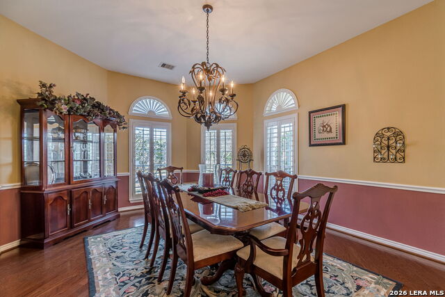 Image 16 of 97 For 8416 Monument Oak