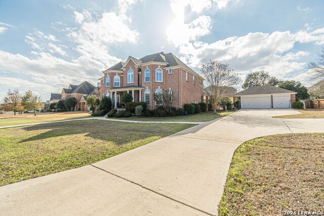 Image 3 of 97 For 8416 Monument Oak