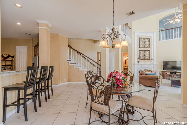 Image 35 of 97 For 8416 Monument Oak