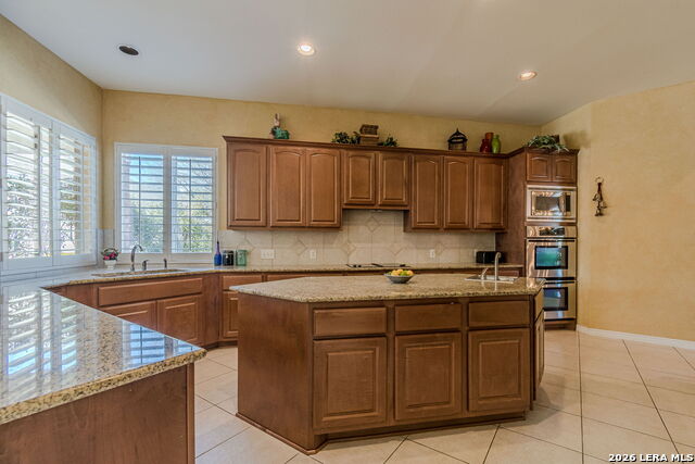 Image 38 of 97 For 8416 Monument Oak