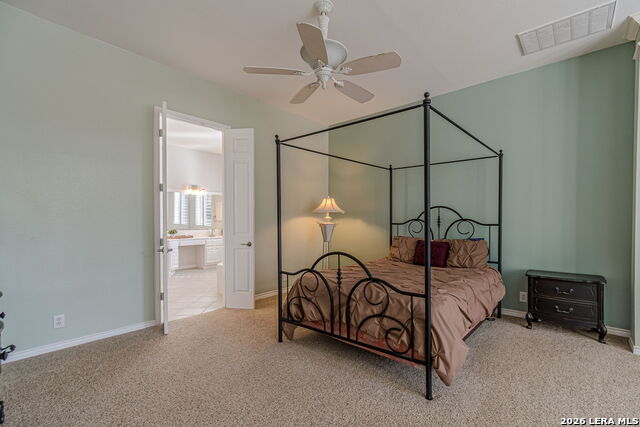 Image 46 of 97 For 8416 Monument Oak