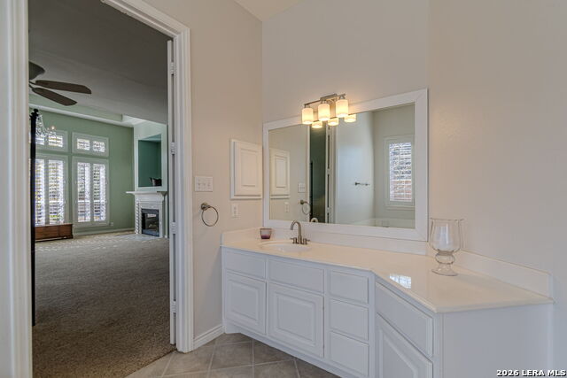 Image 51 of 97 For 8416 Monument Oak