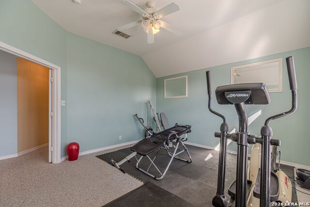 Image 61 of 97 For 8416 Monument Oak