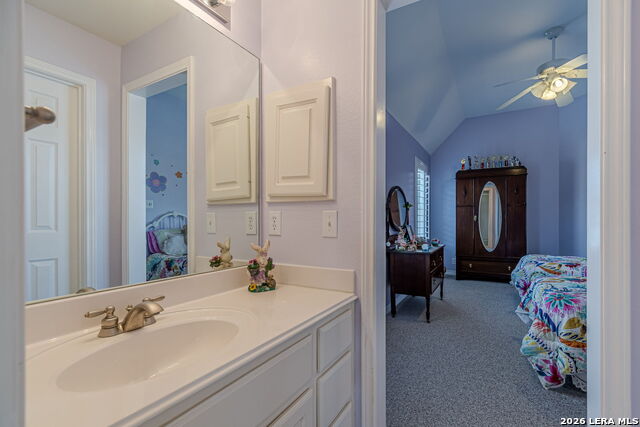 Image 71 of 97 For 8416 Monument Oak