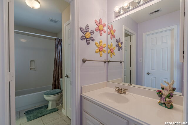 Image 72 of 97 For 8416 Monument Oak