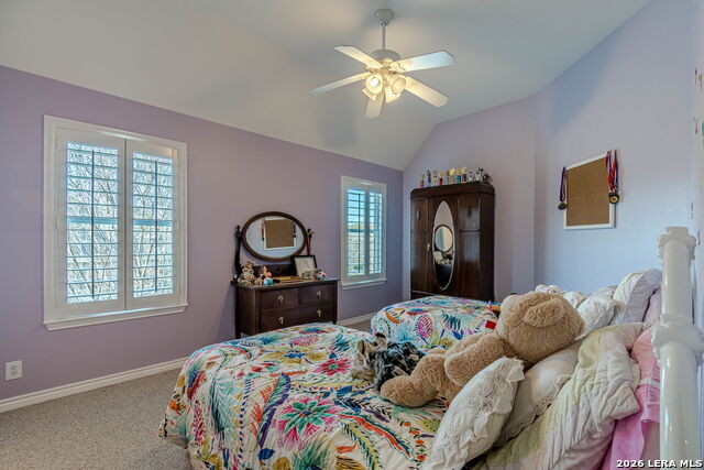 Image 73 of 97 For 8416 Monument Oak