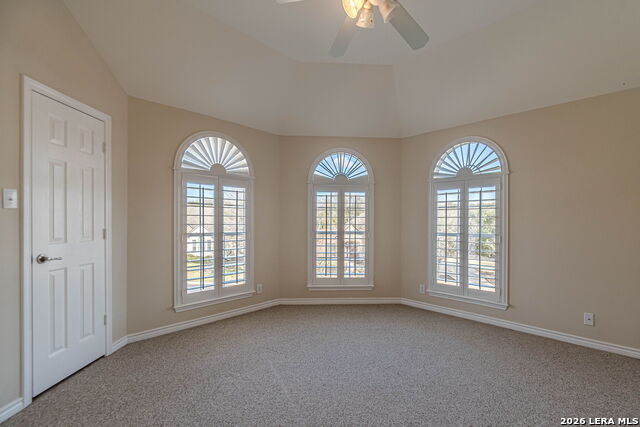 Image 78 of 97 For 8416 Monument Oak