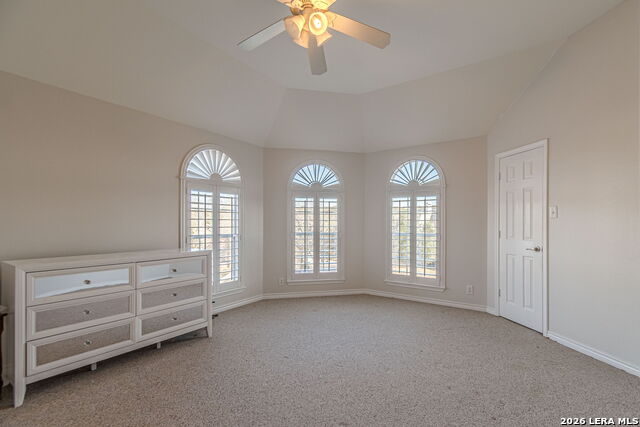 Image 84 of 97 For 8416 Monument Oak