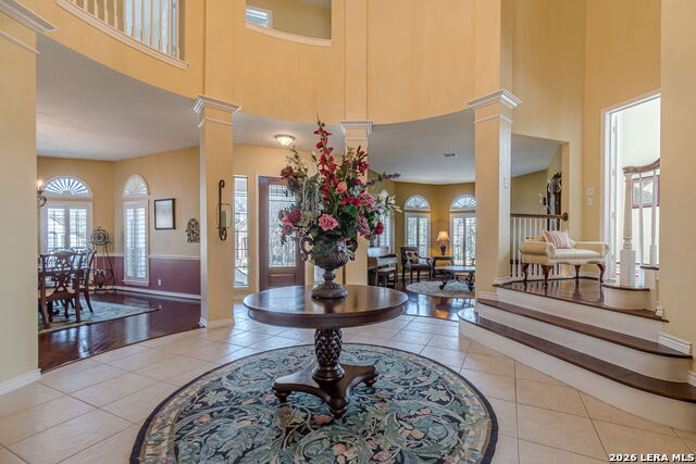 Image 9 of 97 For 8416 Monument Oak