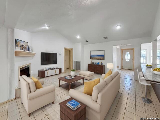 Image 2 of 25 For 6227 Cairo  