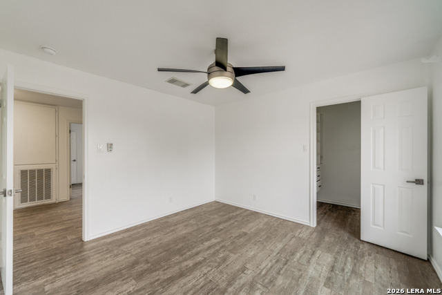 Image 28 of 51 For 8151 Cantura Mills