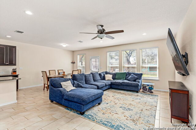 Image 12 of 27 For 11019 Pomona Park