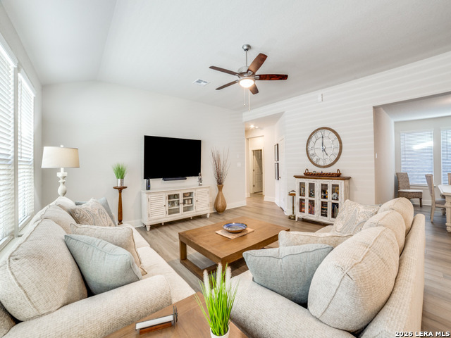 Image 7 of 29 For 14519 Rainwater Trail