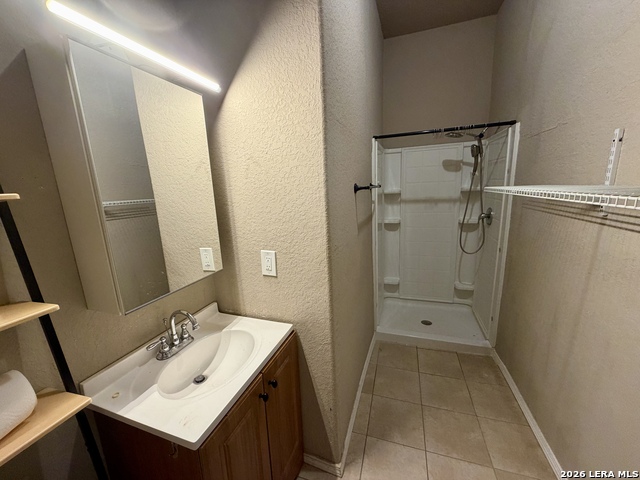 Image 16 of 26 For 210 Cadwallader