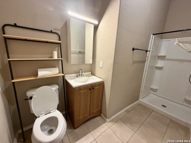 Image 17 of 26 For 210 Cadwallader