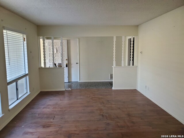 Image 2 of 12 For 303 Cordoba Dr