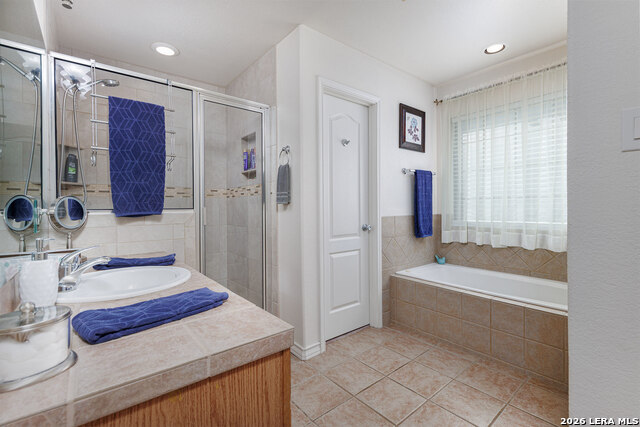 Image 22 of 37 For 1707 Park View