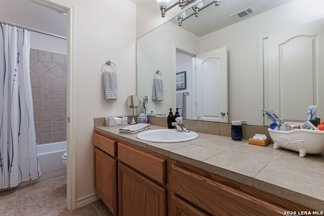 Image 24 of 37 For 1707 Park View