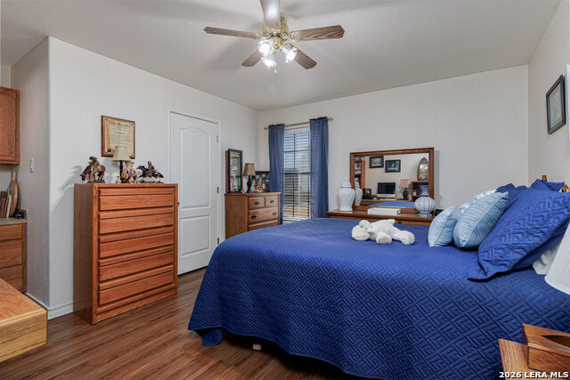 Image 25 of 37 For 1707 Park View