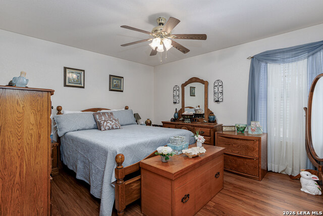 Image 27 of 37 For 1707 Park View