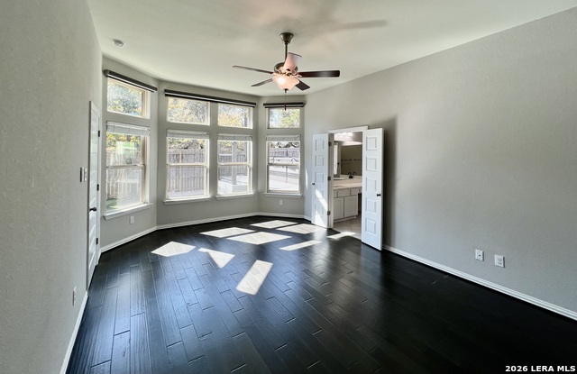 Listing photo id 9 for 27823 Dana Creek