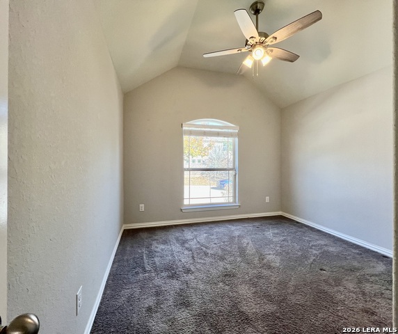 Listing photo id 14 for 27823 Dana Creek