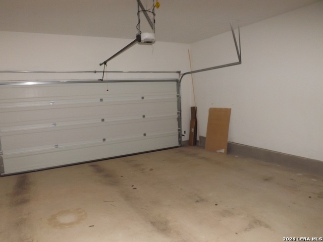 Image 20 of 22 For 6835 Alaskan Way