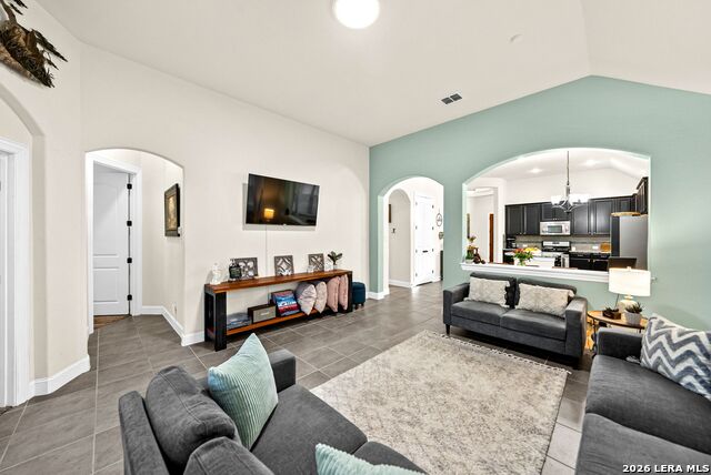 Image 13 of 41 For 216 Aspen  