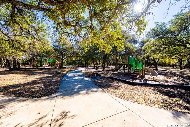 Image 41 of 41 For 216 Aspen  