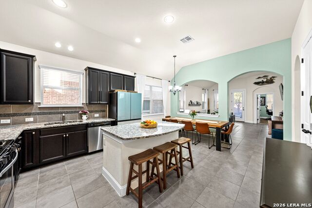 Image 6 of 41 For 216 Aspen  