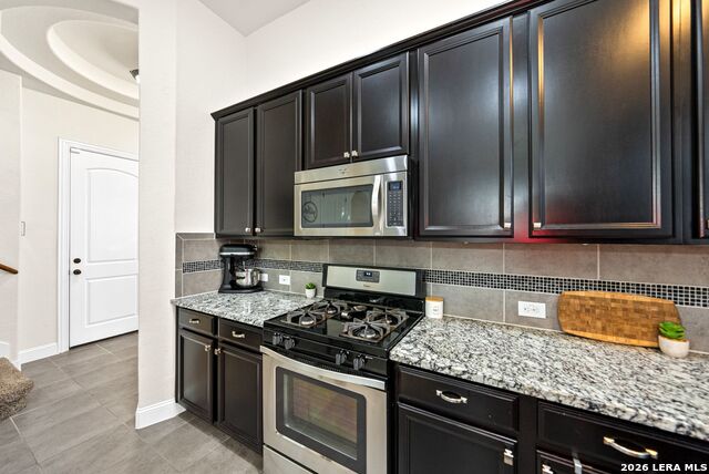 Image 9 of 41 For 216 Aspen  