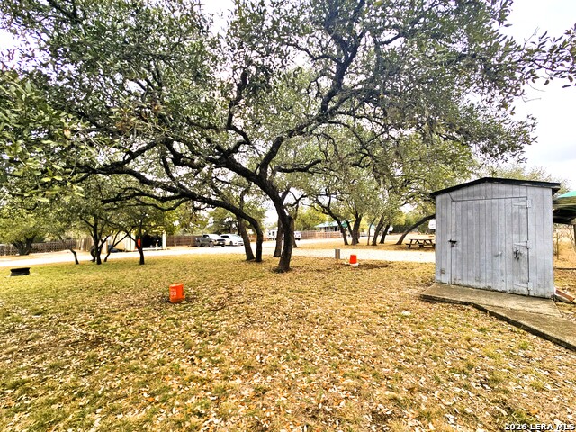 Image 13 of 32 For 605 Lakeshore Ln