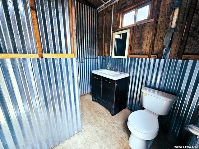 Image 9 of 32 For 605 Lakeshore Ln