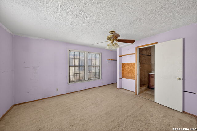 Image 21 of 50 For 843 Hoover Ave