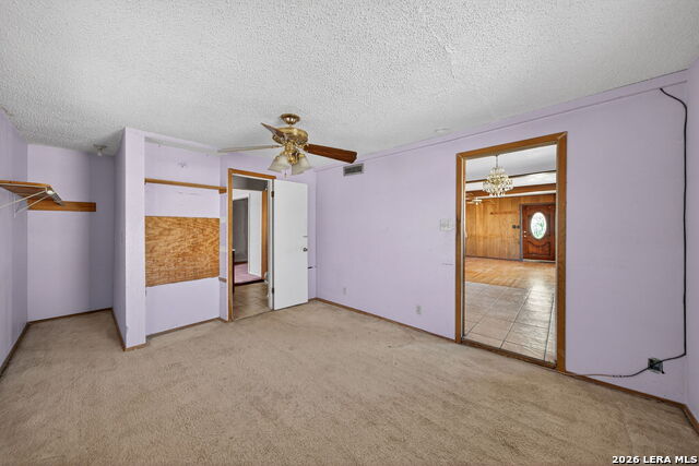 Image 22 of 50 For 843 Hoover Ave