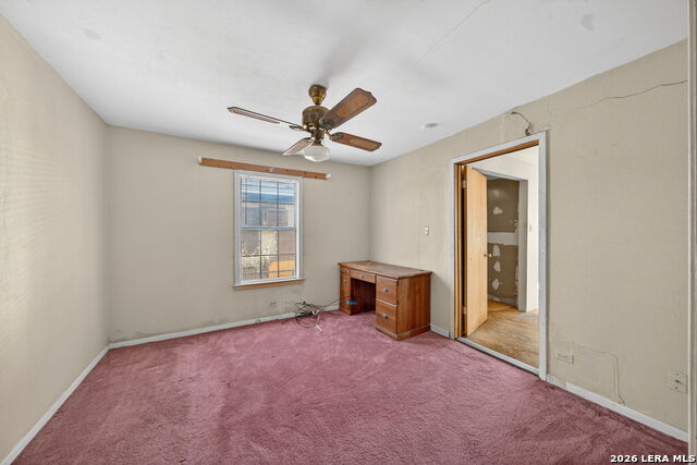 Image 23 of 50 For 843 Hoover Ave