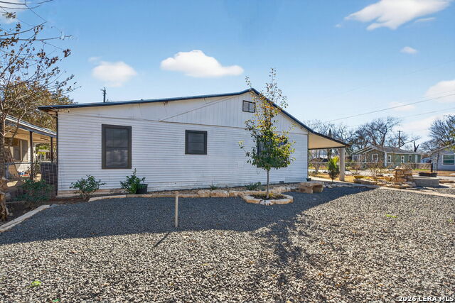 Image 33 of 50 For 843 Hoover Ave