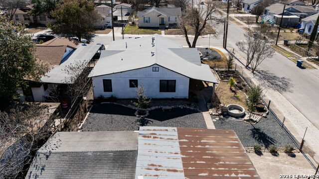 Image 49 of 50 For 843 Hoover Ave