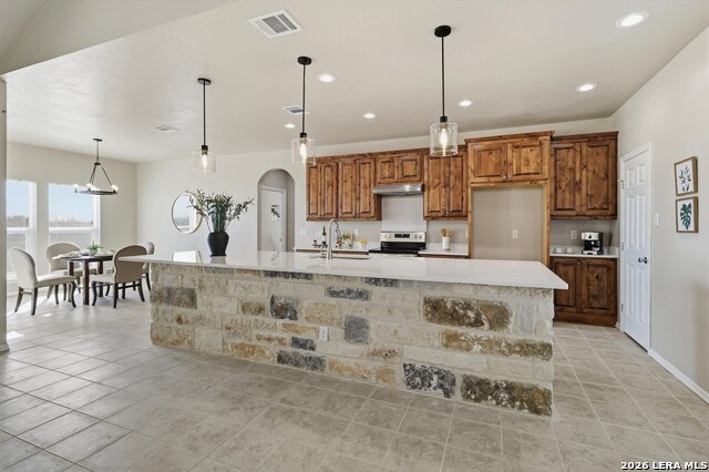 Image 18 of 43 For 14674 Silesia Dr