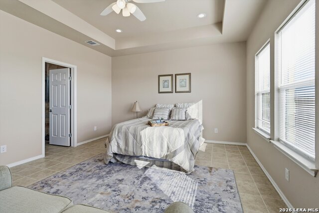 Image 24 of 43 For 14674 Silesia Dr