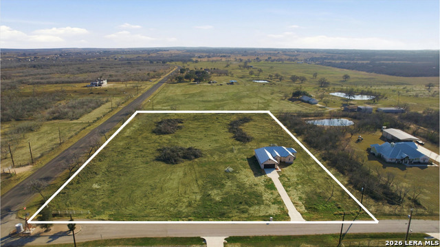 Image 3 of 43 For 14674 Silesia Dr