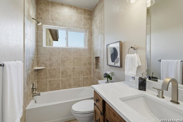 Image 31 of 43 For 14674 Silesia Dr